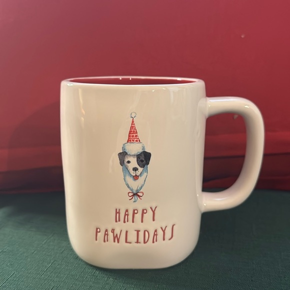 RAE DUNN ARTISAN HAPPY PAWLIDAYS MUG. NWT - Picture 1 of 4
